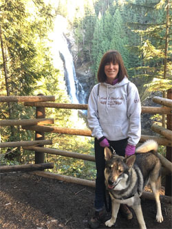 Swedish Elkhound Rico with handler Beth